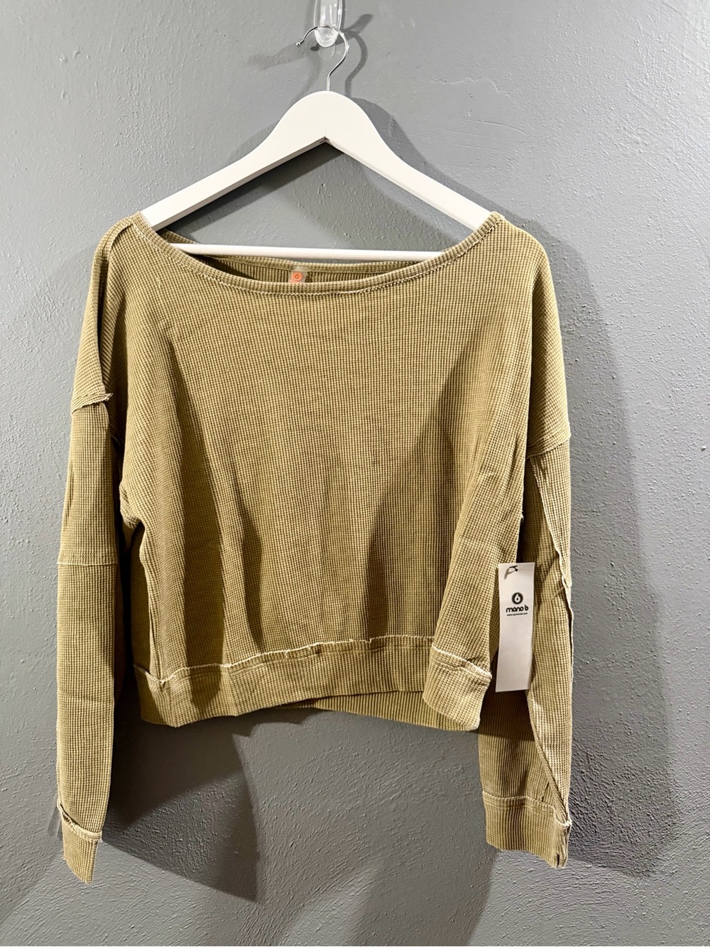 Relaxed Cropped Waffle-Knit Shirt in Olive